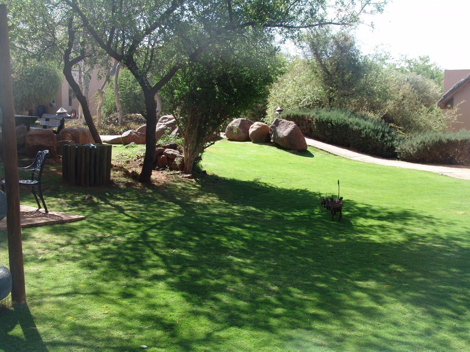 Bona Bona Game Lodge Wolmaransstad Bagian luar foto