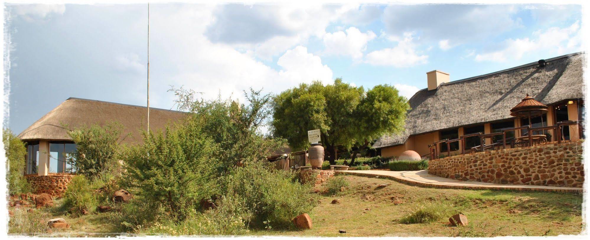 Bona Bona Game Lodge Wolmaransstad Bagian luar foto